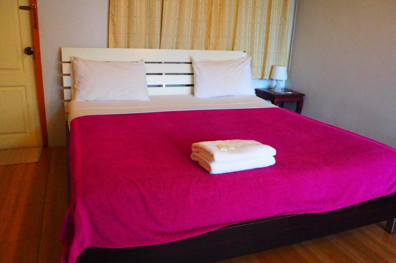 Samchai Hotel ศรีราชา ภายนอก รูปภาพ